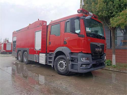德國(guó)MAN 16噸泡沫消防車(chē)